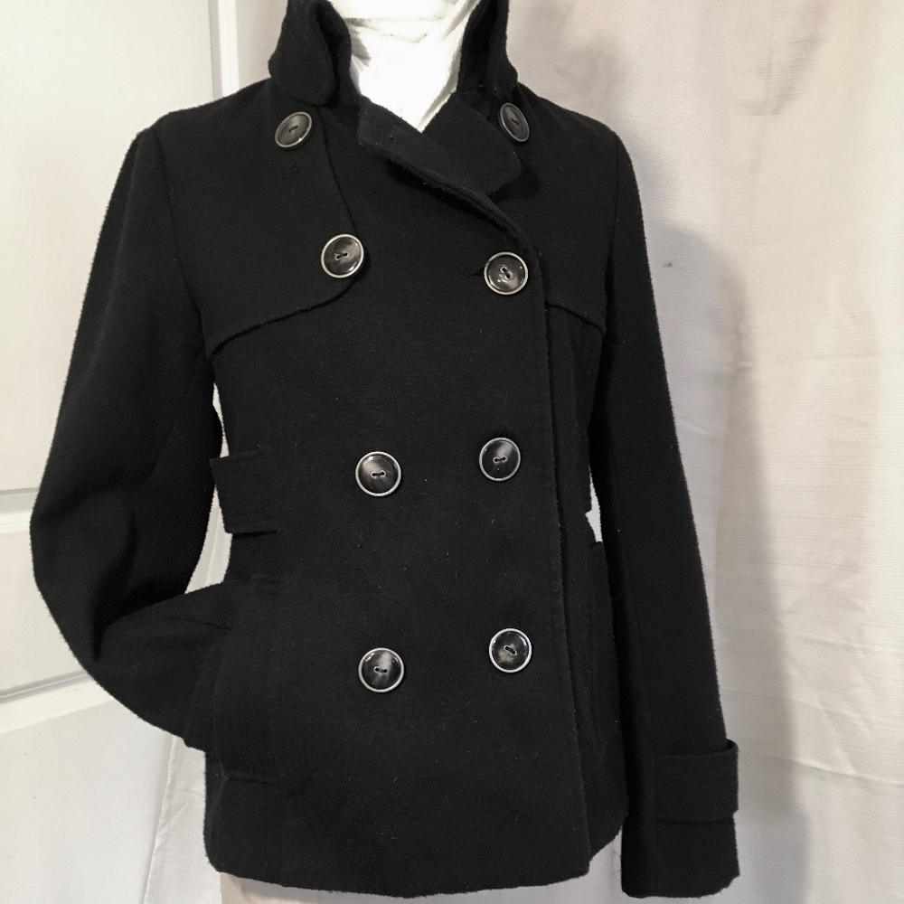HYDRAULIC Pea Coat has a super fun design! Poly